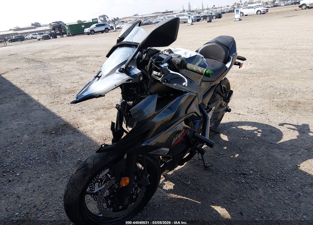 2026 KAWASAKI EX650 R VIN: ML5EXER15TDAH0366