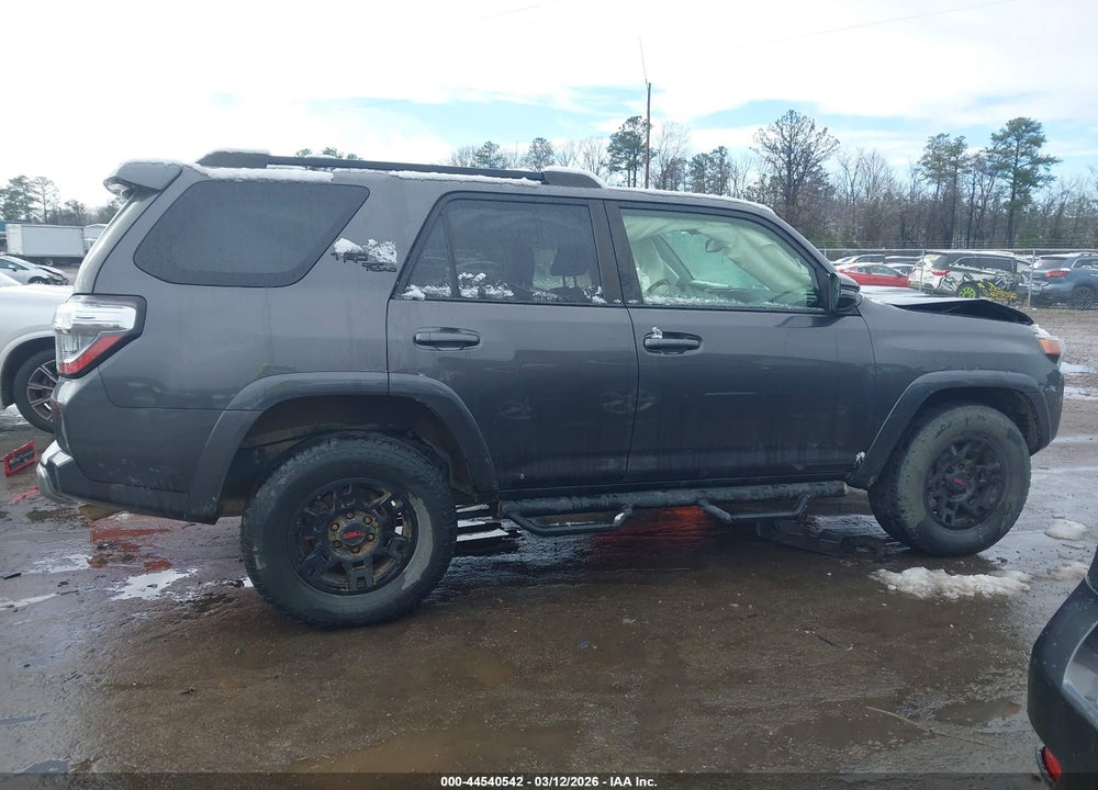 2019 TOYOTA 4RUNNER TRD OFF ROAD PREMIUM VIN: JTEBU5JR1K5634961