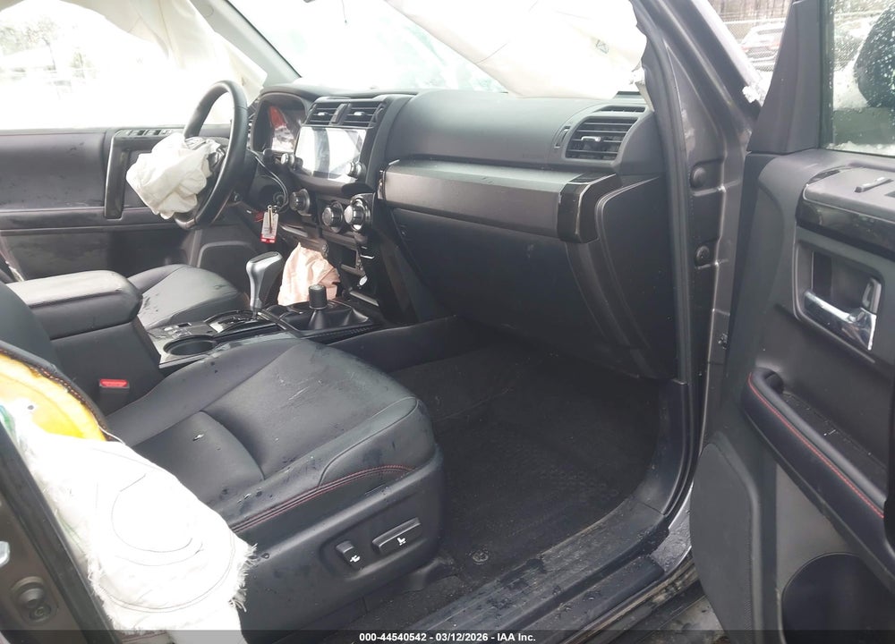2019 TOYOTA 4RUNNER TRD OFF ROAD PREMIUM VIN: JTEBU5JR1K5634961