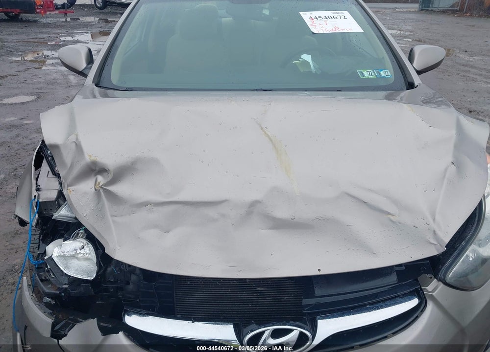 2013 HYUNDAI ELANTRA GLS/LIMITED VIN: 5NPDH4AE2DH207123