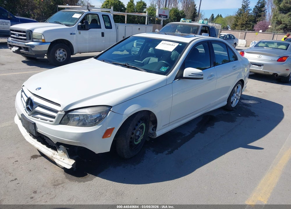 2011 MERCEDES-BENZ C 300 SPORT VIN: WDDGF5EB0BR168164