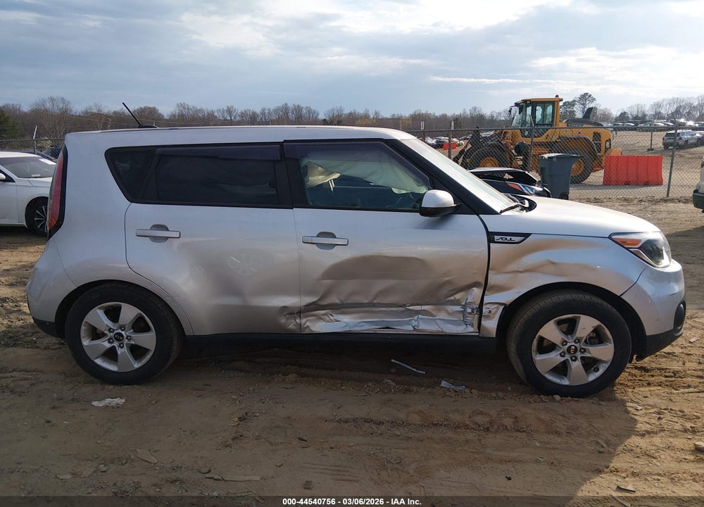 2018 KIA SOUL VIN: KNDJN2A23J7607441