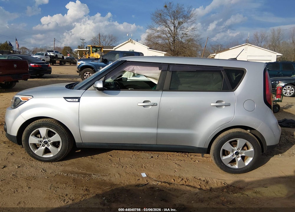 2018 KIA SOUL VIN: KNDJN2A23J7607441