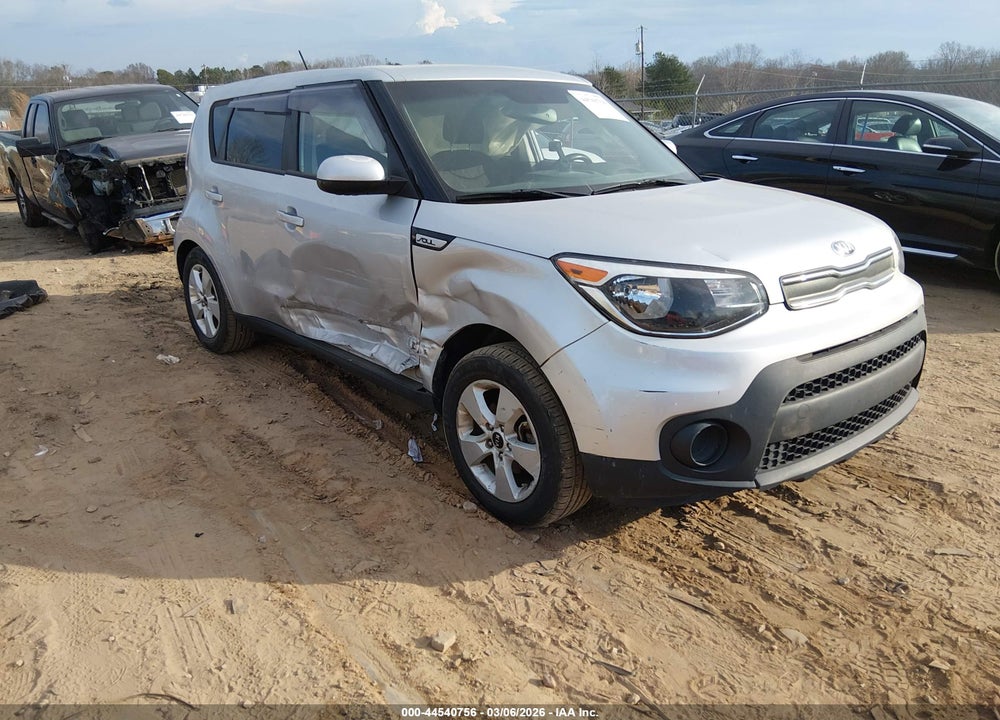 2018 KIA SOUL VIN: KNDJN2A23J7607441