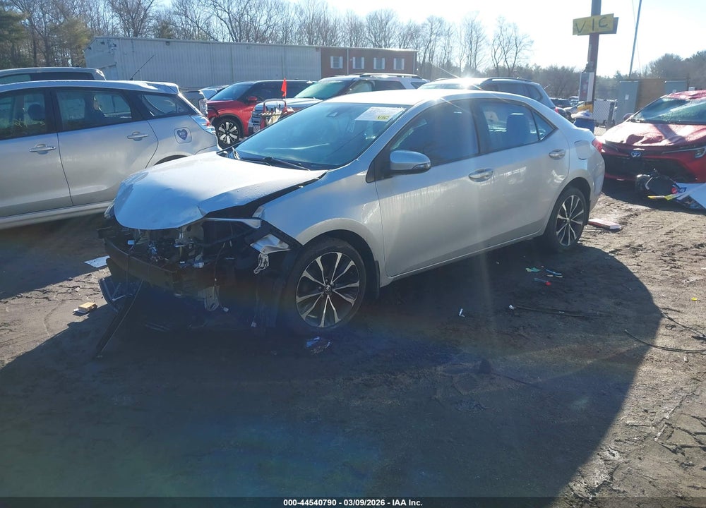 2018 TOYOTA COROLLA SE VIN: 2T1BURHE0JC001013