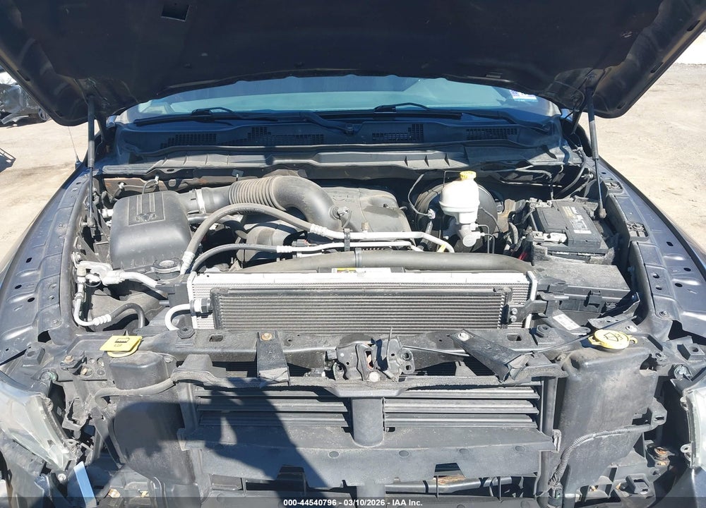 2015 RAM 1500 BIG HORN VIN: 3C6RR7LT0FG709860