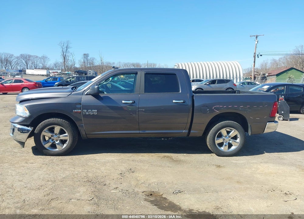 2015 RAM 1500 BIG HORN VIN: 3C6RR7LT0FG709860