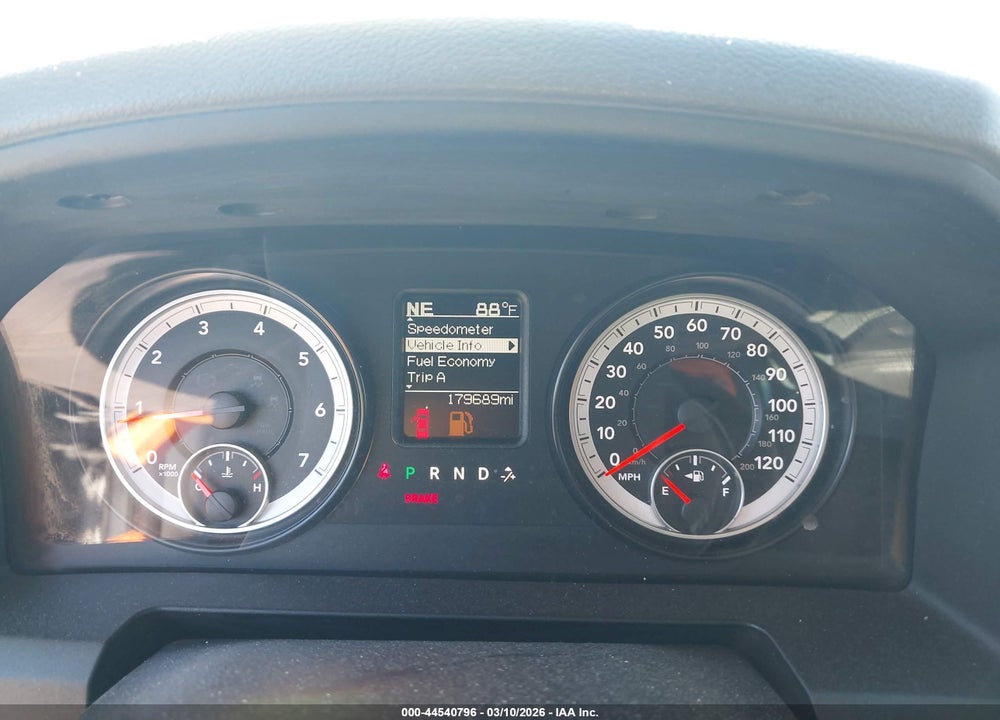 2015 RAM 1500 BIG HORN VIN: 3C6RR7LT0FG709860