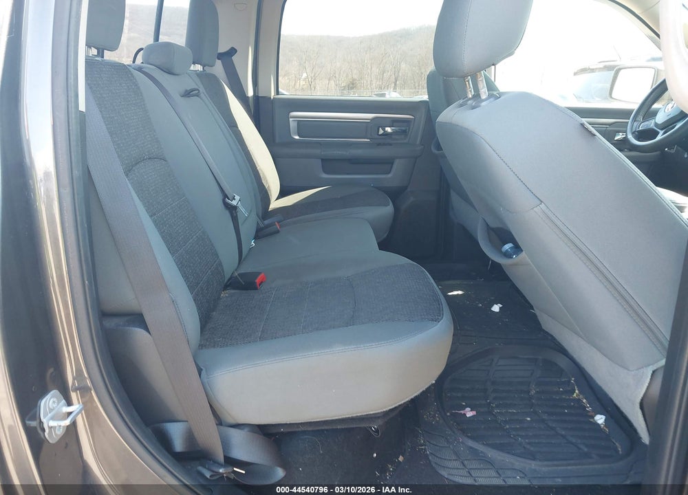 2015 RAM 1500 BIG HORN VIN: 3C6RR7LT0FG709860