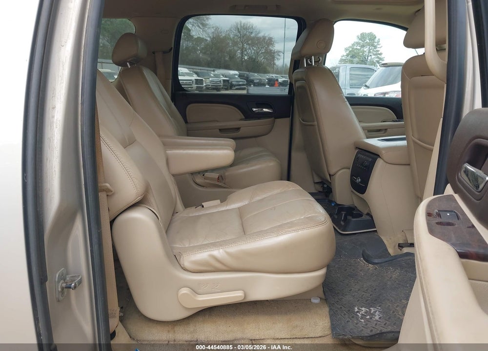 2007 GMC YUKON XL 1500 DENALI VIN: 1GKFK66817J281576