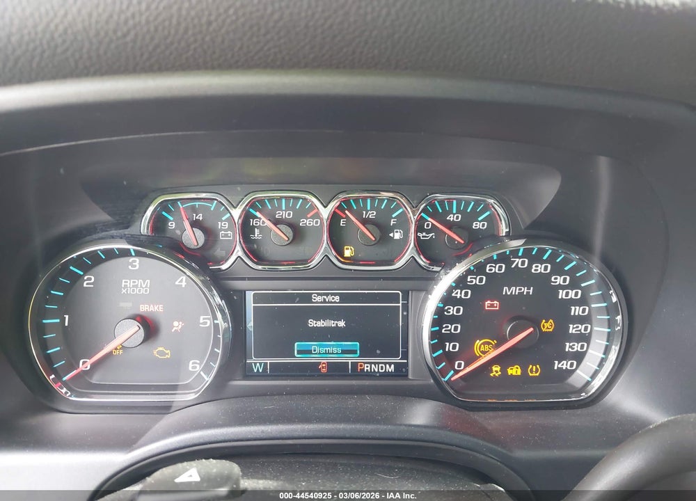 2016 CHEVROLET SILVERADO 1500 1LT VIN: 1GCRCREC5GZ214462