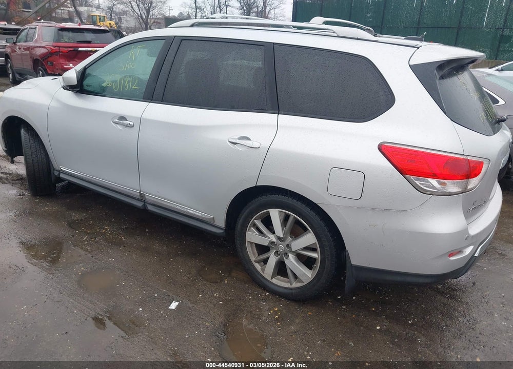 2013 NISSAN PATHFINDER PLATINUM VIN: 5N1AR2MN3DC631529