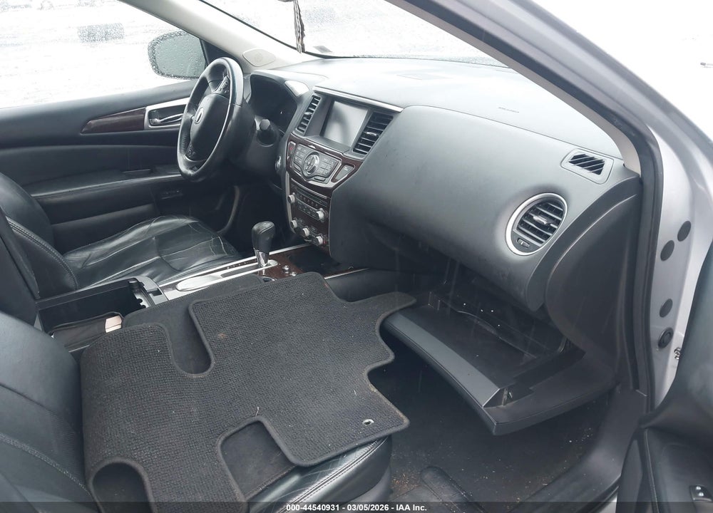 2013 NISSAN PATHFINDER PLATINUM VIN: 5N1AR2MN3DC631529
