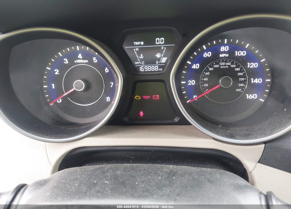 2014 HYUNDAI ELANTRA SE VIN: 5NPDH4AE8EH472789