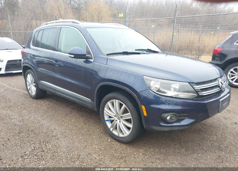 2012 VOLKSWAGEN TIGUAN SE VIN: WVGAV7AX8CW528862