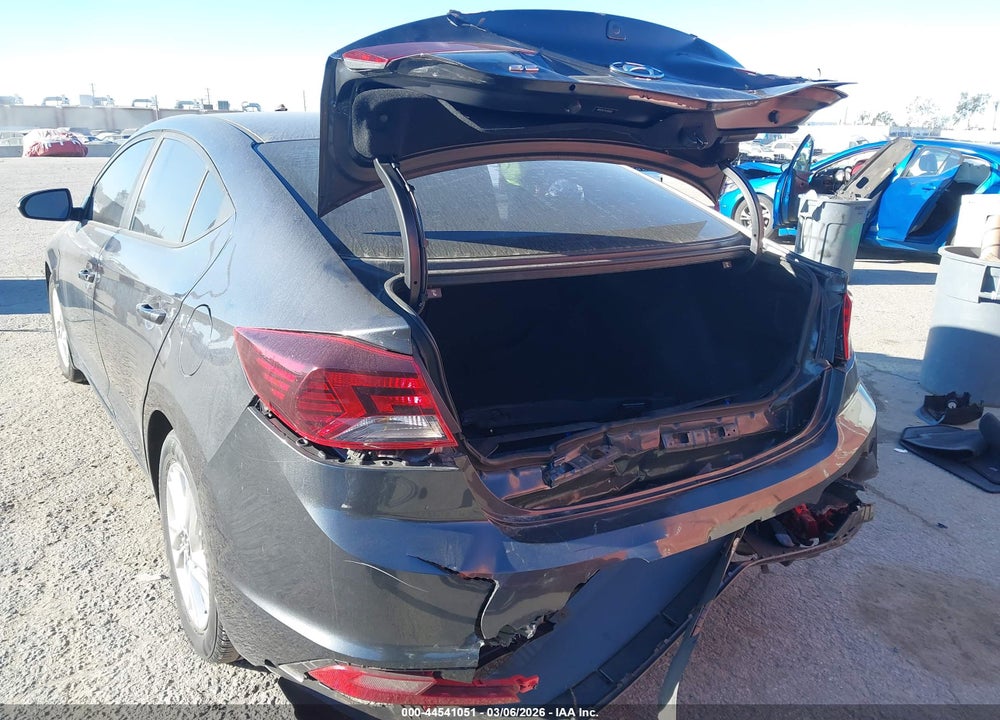 2020 HYUNDAI ELANTRA SE VIN: 5NPD74LF9LH589352
