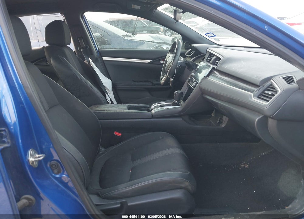 2019 HONDA CIVIC VIN: 19XFC2F86KE008592