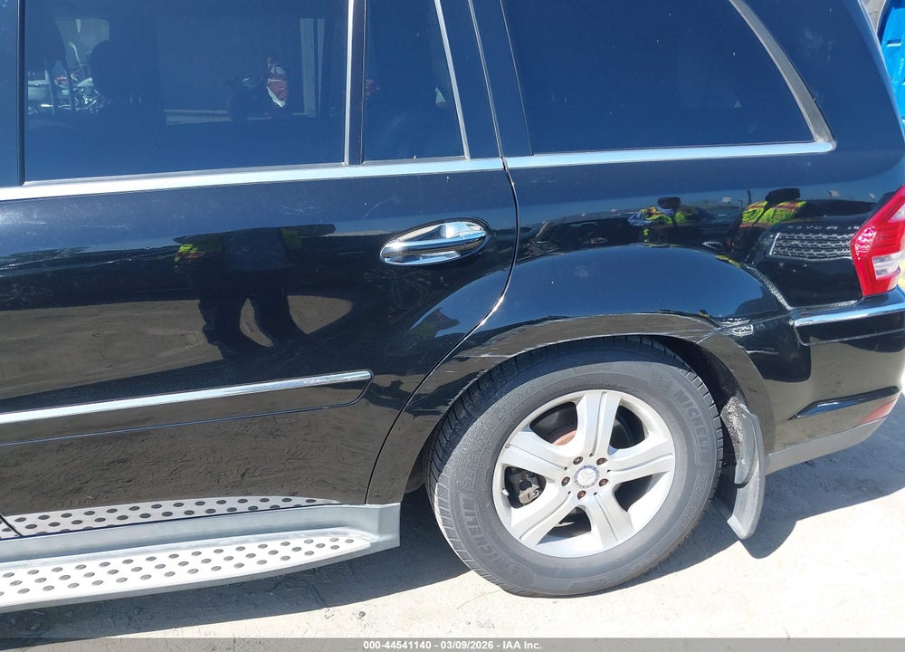 2010 MERCEDES-BENZ GL 350 BLUETEC 4MATIC VIN: 4JGBF2FE0AA621347