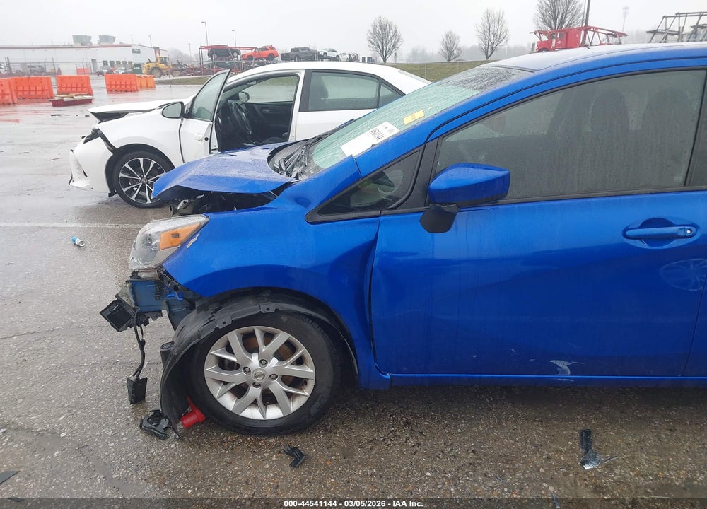 2017 NISSAN VERSA NOTE SV VIN: 3N1CE2CP2HL376042