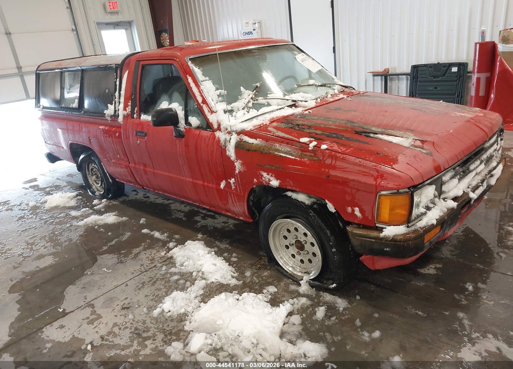 1988 TOYOTA PICKUP 1/2 TON RN50 VIN: JT4RN50R2J5136137