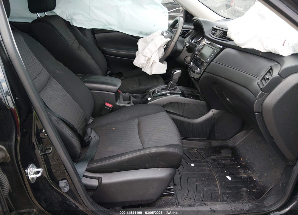 2019 NISSAN ROGUE SV VIN: JN8AT2MV6KW378762