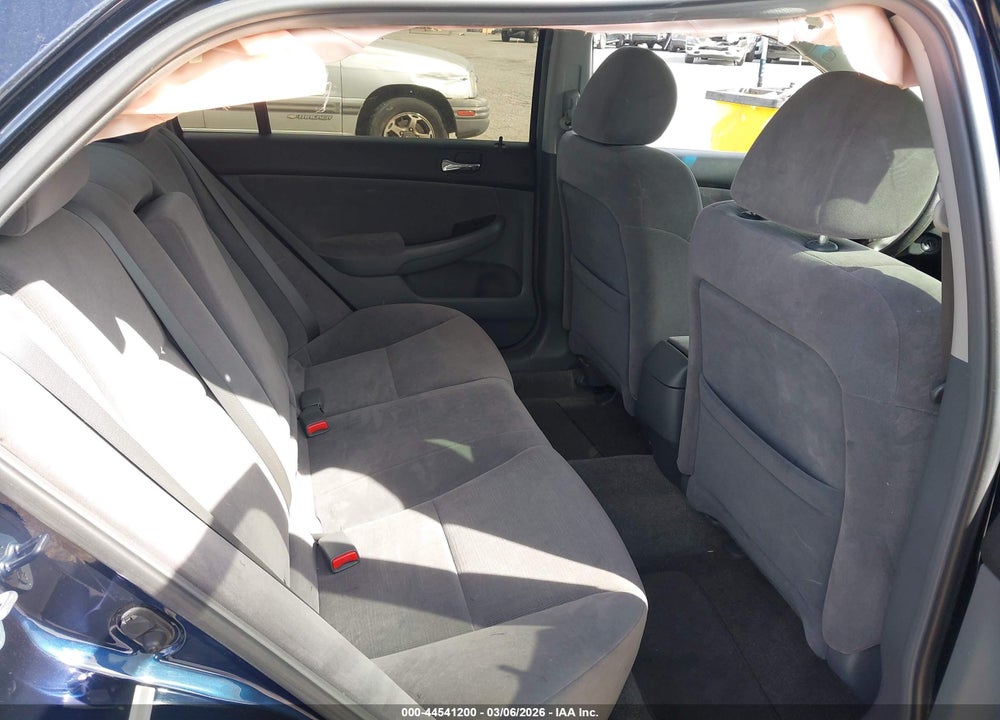 2007 HONDA ACCORD 2.4 SE VIN: JHMCM56317C024749