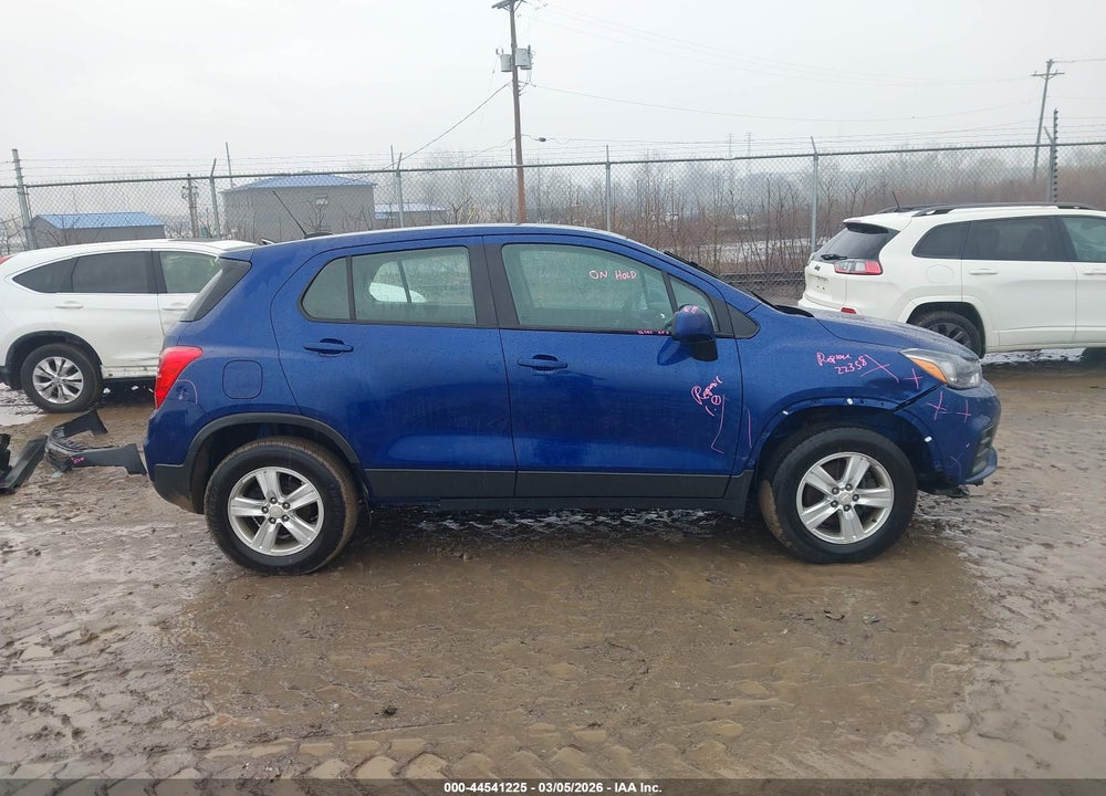 2017 CHEVROLET TRAX LS VIN: 3GNCJNSB6HL218617