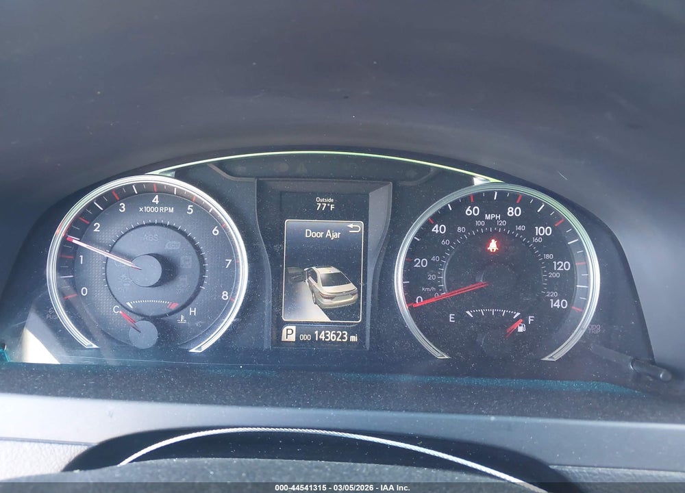 2017 TOYOTA CAMRY SE VIN: 4T1BF1FK5HU375758