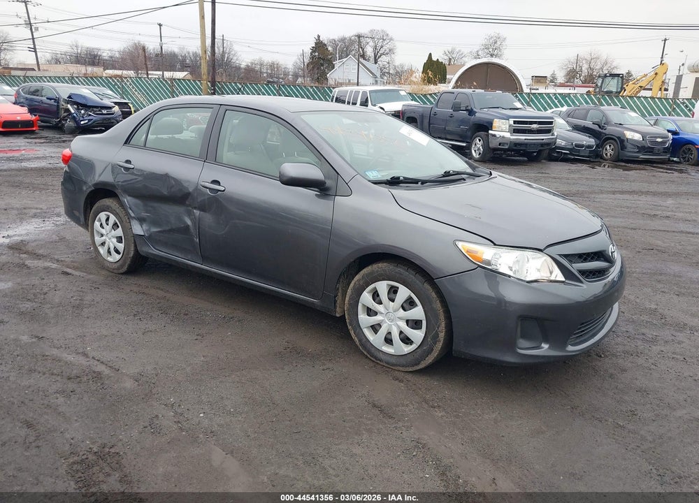 2011 TOYOTA COROLLA LE VIN: JTDBU4EE2BJ100218