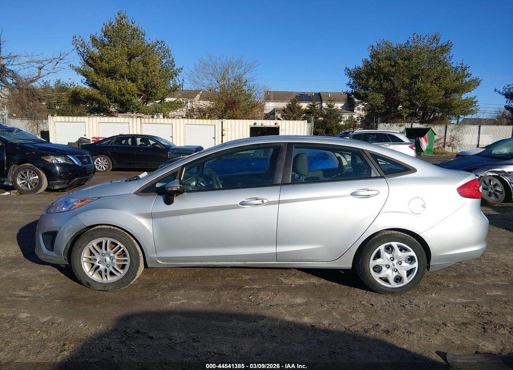 2013 FORD FIESTA SE VIN: 3FADP4BJ7DM198840