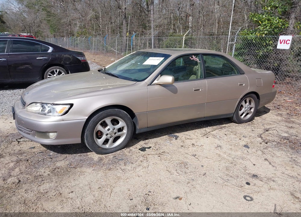 2001 LEXUS ES 300 VIN: JT8BF28G810340050