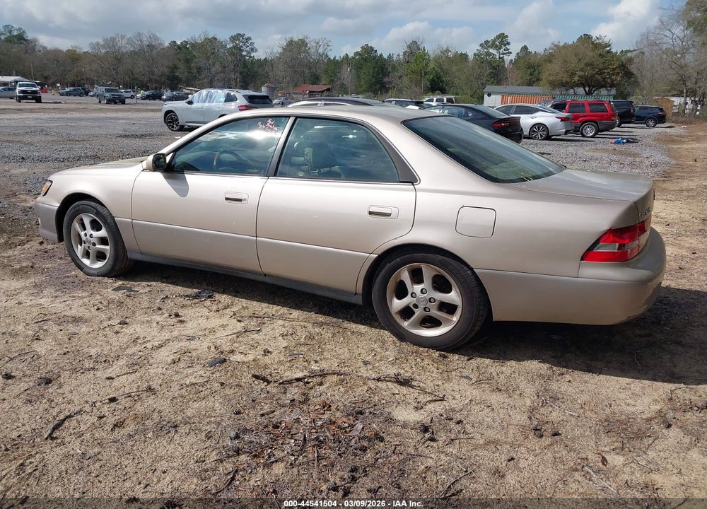 2001 LEXUS ES 300 VIN: JT8BF28G810340050