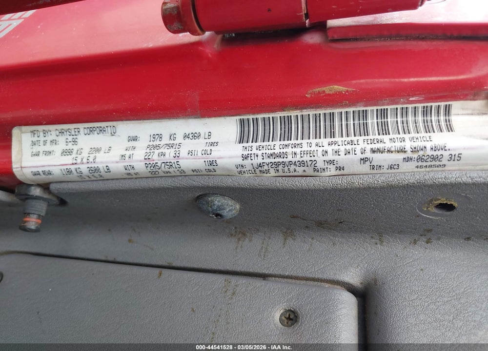 1997 JEEP WRANGLER SE VIN: 1J4FY29P9VP439172