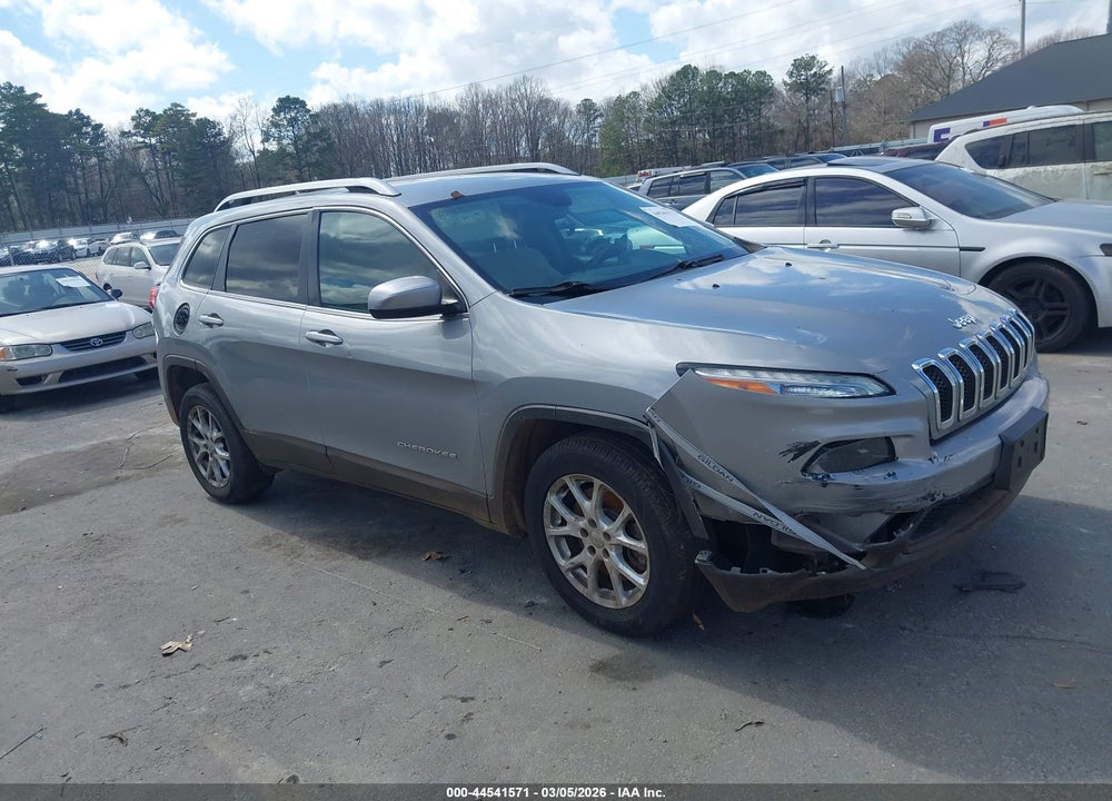 2015 JEEP CHEROKEE LATITUDE VIN: 1C4PJLCB0FW669143