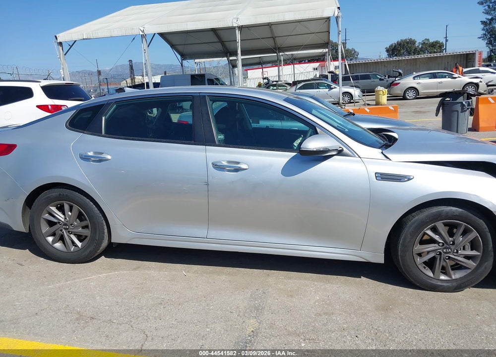 2020 KIA OPTIMA LX VIN: 5XXGT4L38LG421972