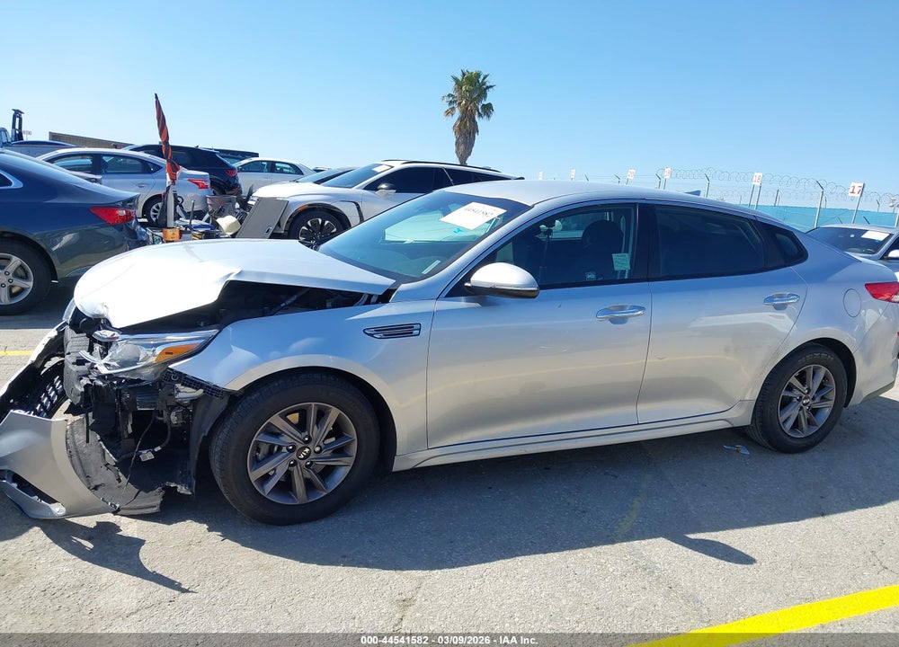 2020 KIA OPTIMA LX VIN: 5XXGT4L38LG421972