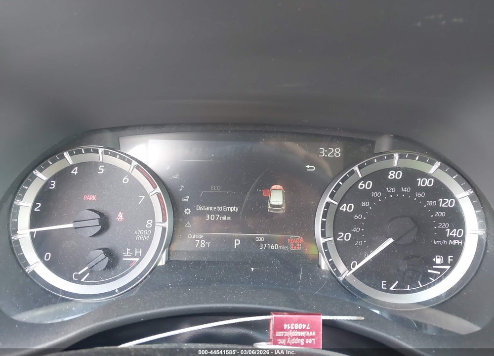 2024 TOYOTA HIGHLANDER XLE VIN: 5TDKDRBH2RS573951