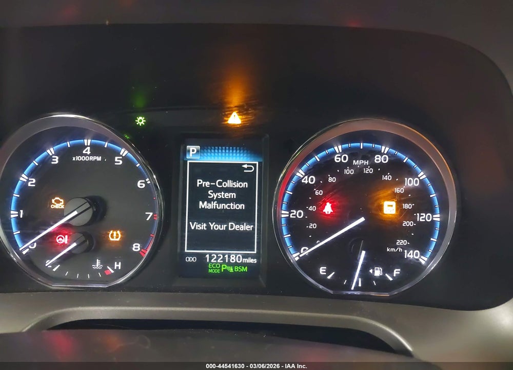 2016 TOYOTA RAV4 LIMITED VIN: JTMYFREV7GJ061585