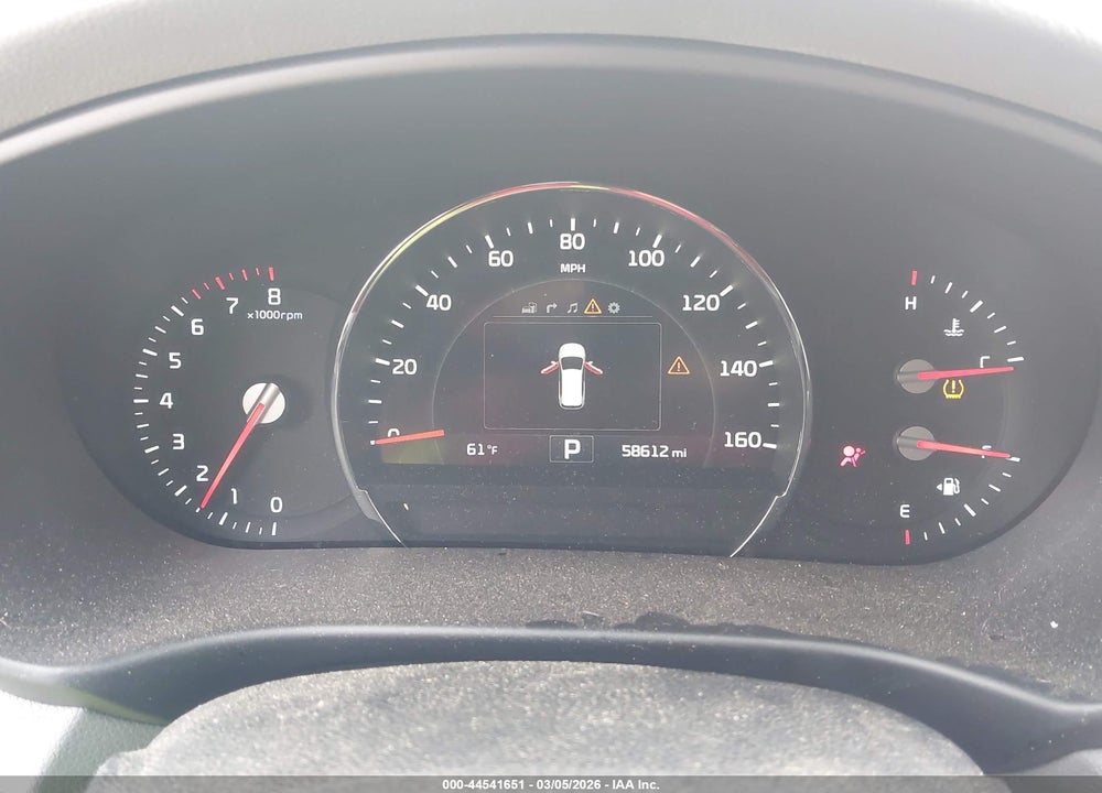 2016 KIA SORENTO 3.3L SX VIN: 5XYPKDA55GG113215
