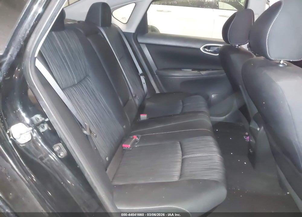 2018 NISSAN SENTRA SV VIN: 3N1AB7AP4JL644398