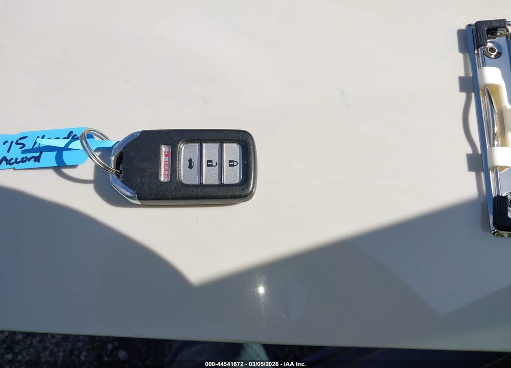 2015 HONDA ACCORD EX-L VIN: 1HGCR2F81FA059848