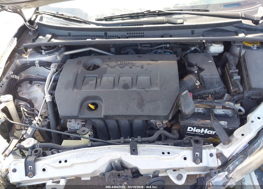 2019 TOYOTA COROLLA LE VIN: 2T1BURHE8KC197204