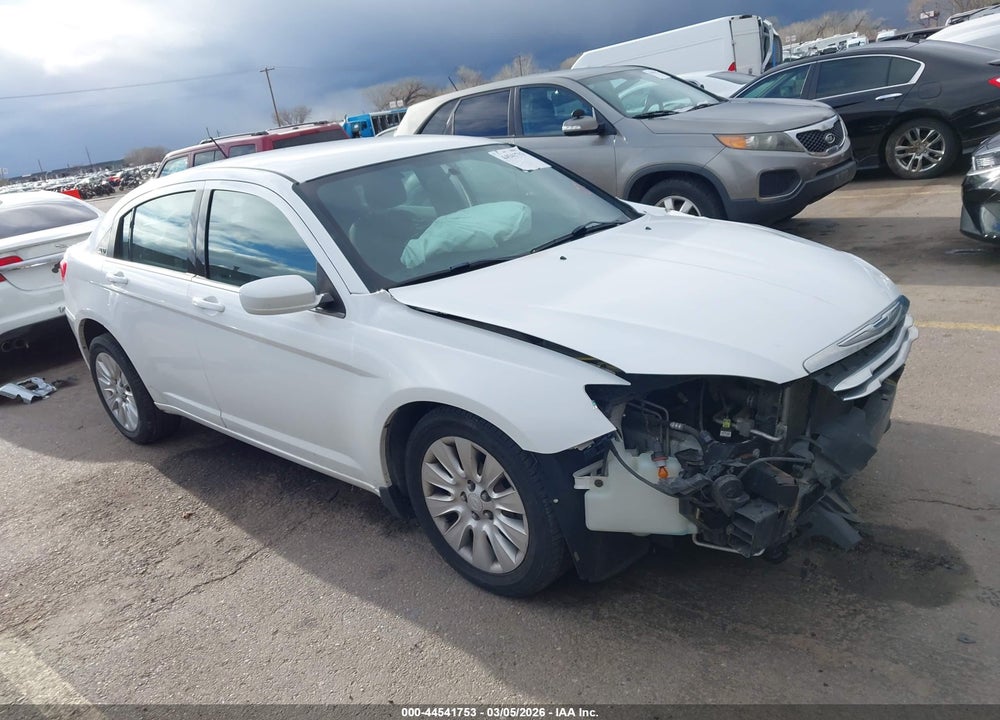 2012 CHRYSLER 200 LX VIN: 1C3CCBAB9CN296079