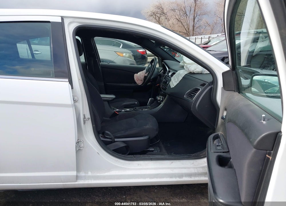 2012 CHRYSLER 200 LX VIN: 1C3CCBAB9CN296079