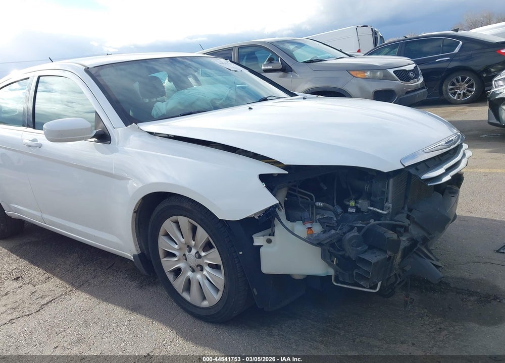 2012 CHRYSLER 200 LX VIN: 1C3CCBAB9CN296079