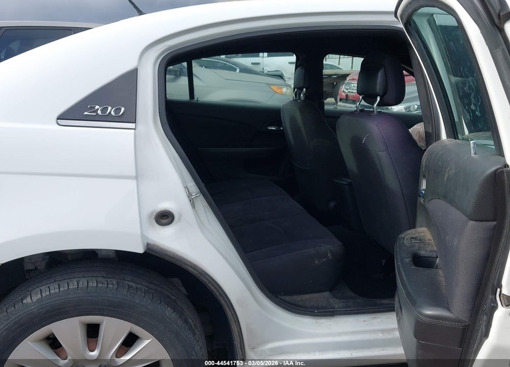 2012 CHRYSLER 200 LX VIN: 1C3CCBAB9CN296079