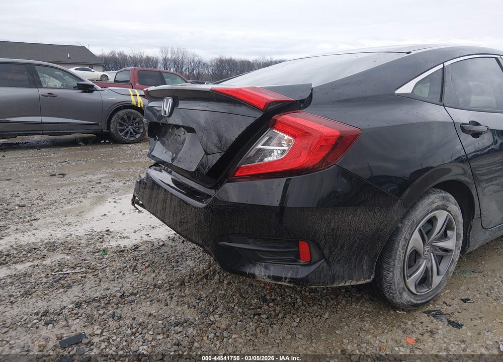 2020 HONDA CIVIC LX VIN: 19XFC2F68LE028732