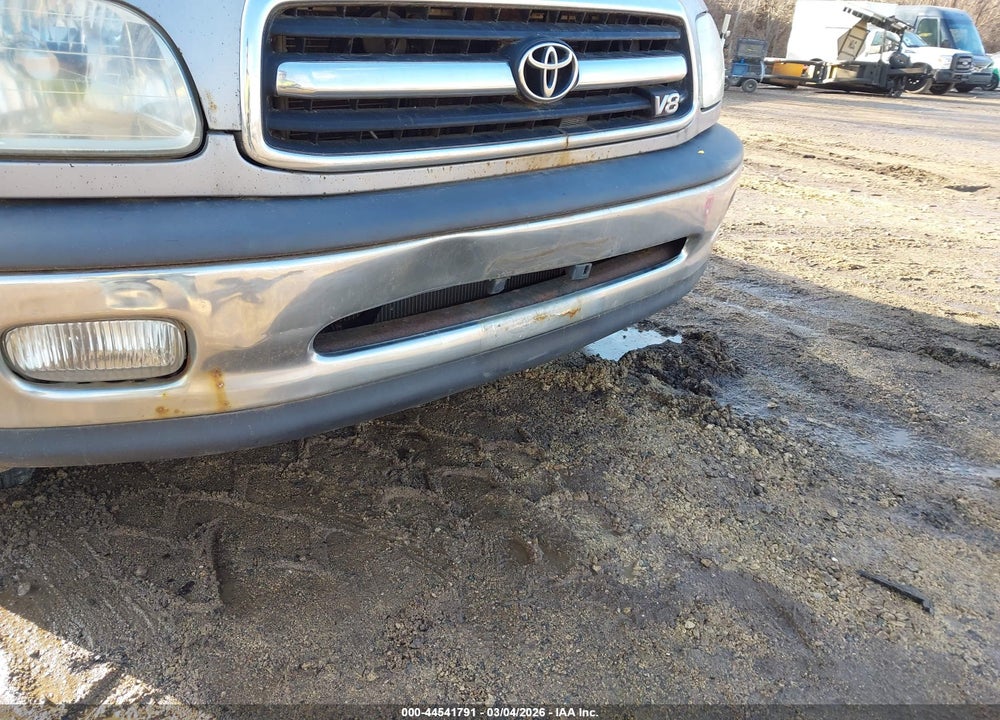 2001 TOYOTA TUNDRA SR5 V8 VIN: 5TBBT44121S206759