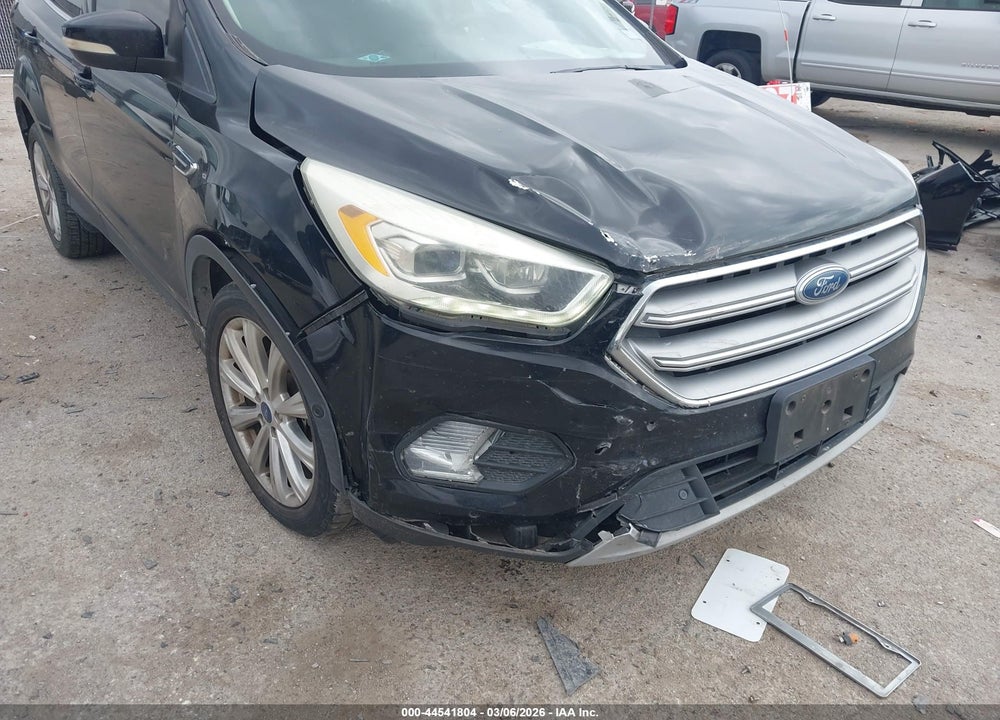 2017 FORD ESCAPE TITANIUM VIN: 1FMCU0J94HUD10070