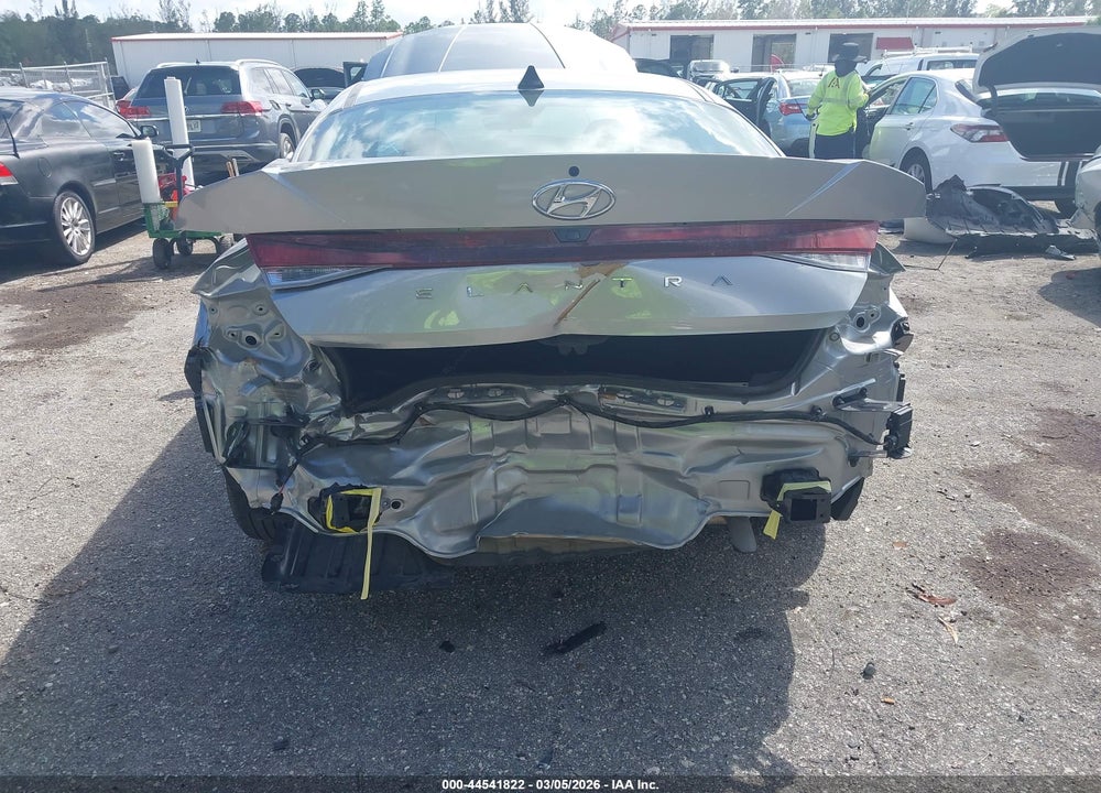 2021 HYUNDAI ELANTRA SEL VIN: 5NPLS4AG5MH006704